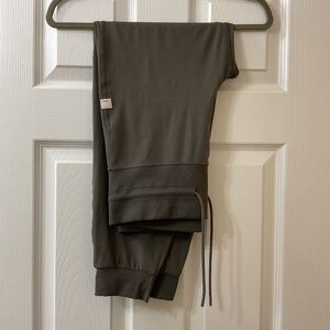 Vuori Jogger Style Pant, M